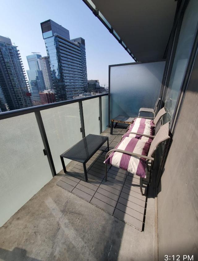 Comfortable Central Downtown Condo - Toronto Bagian luar foto